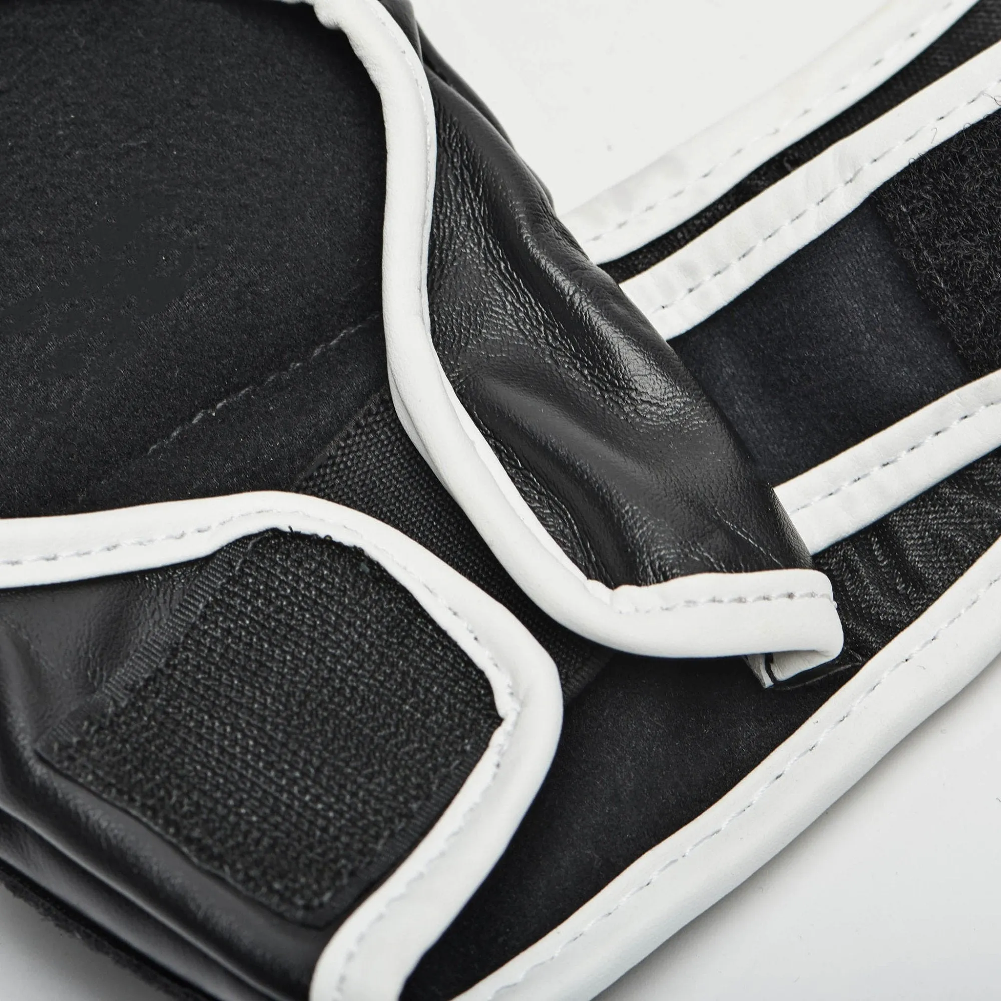 Leone MMA Gloves GP095 Black