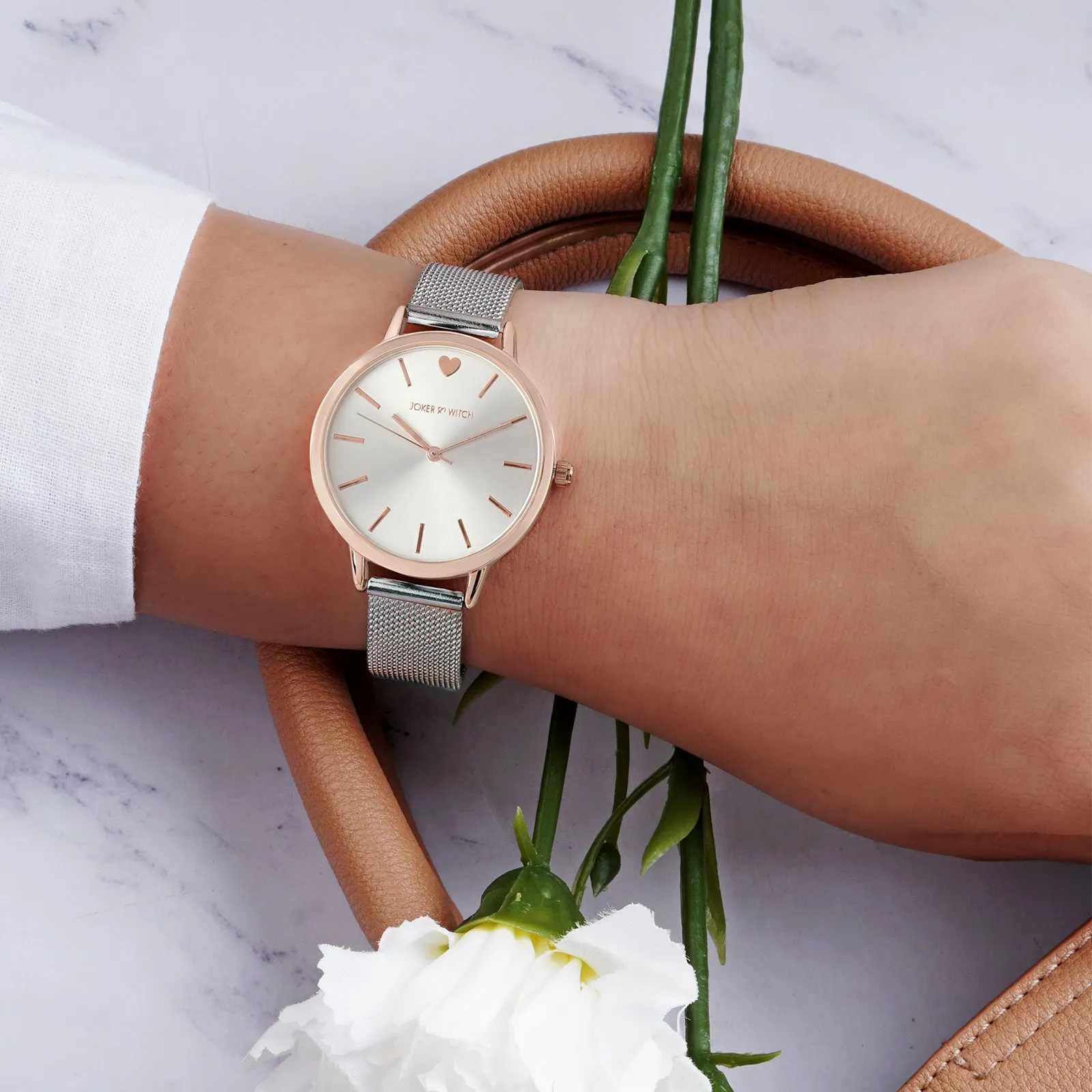 Twelve O'Heart Silver Mesh Strap Watch