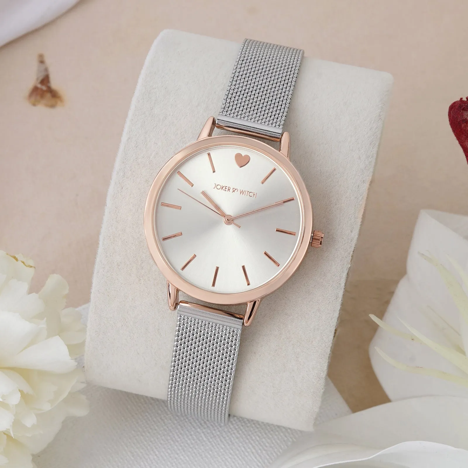 Twelve O'Heart Silver Mesh Strap Watch